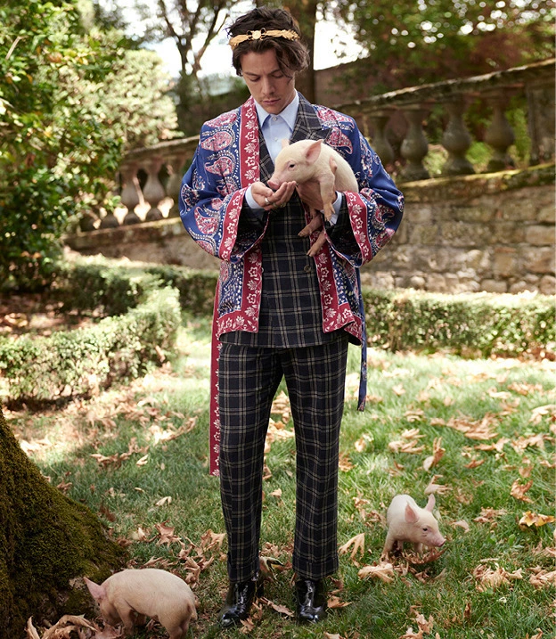 Harry Styles, Gucci Çiftliğinde! Harry Styles
