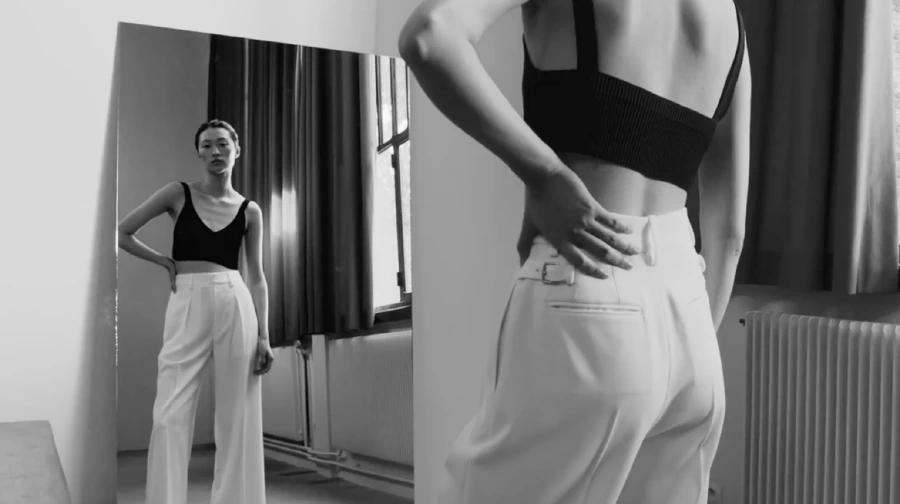Canlı Yayın: Hermès İlkbahar/Yaz 2019 Defilesi Canlı Yayın: Hermès İlkbahar/Yaz 2019 Defilesi