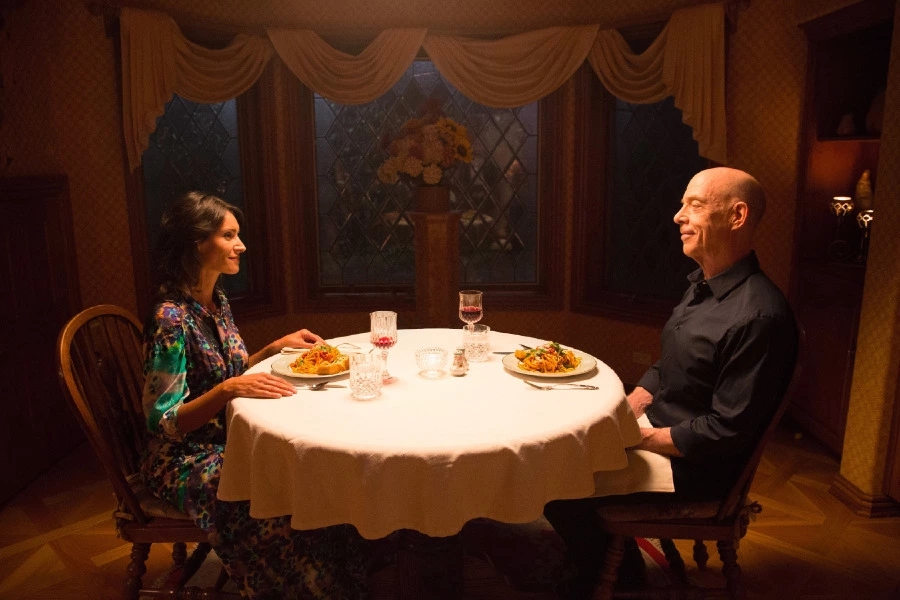 J.K. Simmons'dan Prada Cahier Gönderiniz Var! J.K. Simmons'dan Prada Cahier Gönderiniz Var!