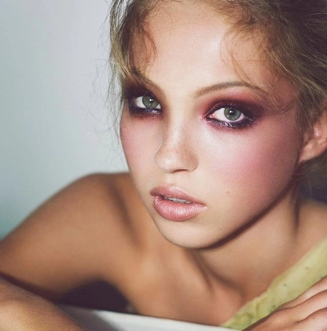 Lila Moss'lu Marc Jacobs Beauty'de İkinci Tur lila moss
