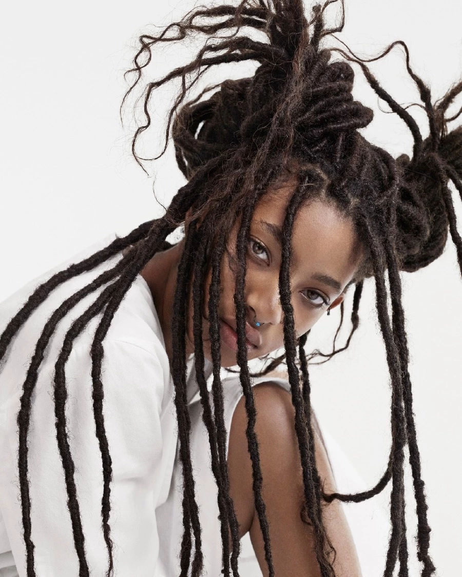 Willow Smith, Maison Margiela'nın Asi Parfümü Mutinity'i Tanıtıyor willow smith
