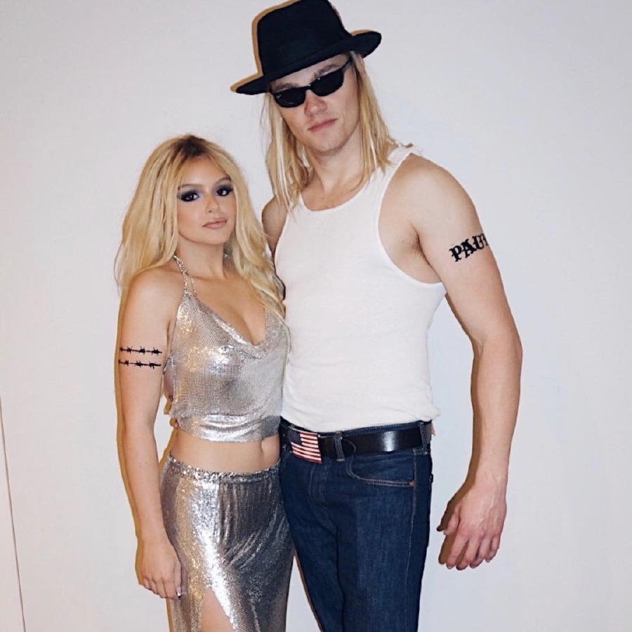 Ariel Winter, Levi Meaden