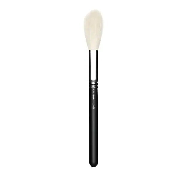 Mac 137 Long Blending Brush