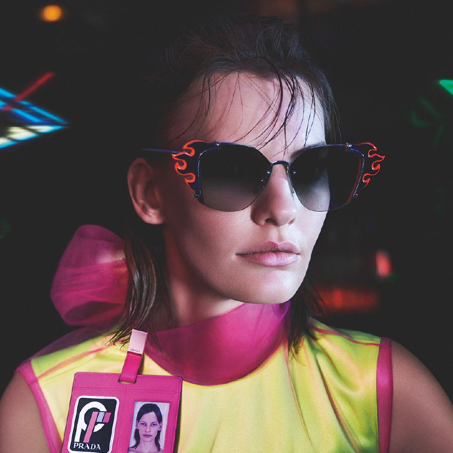 Sezonun En Karakterli Güneş Gözlükleri Sunglass Hut'ta!