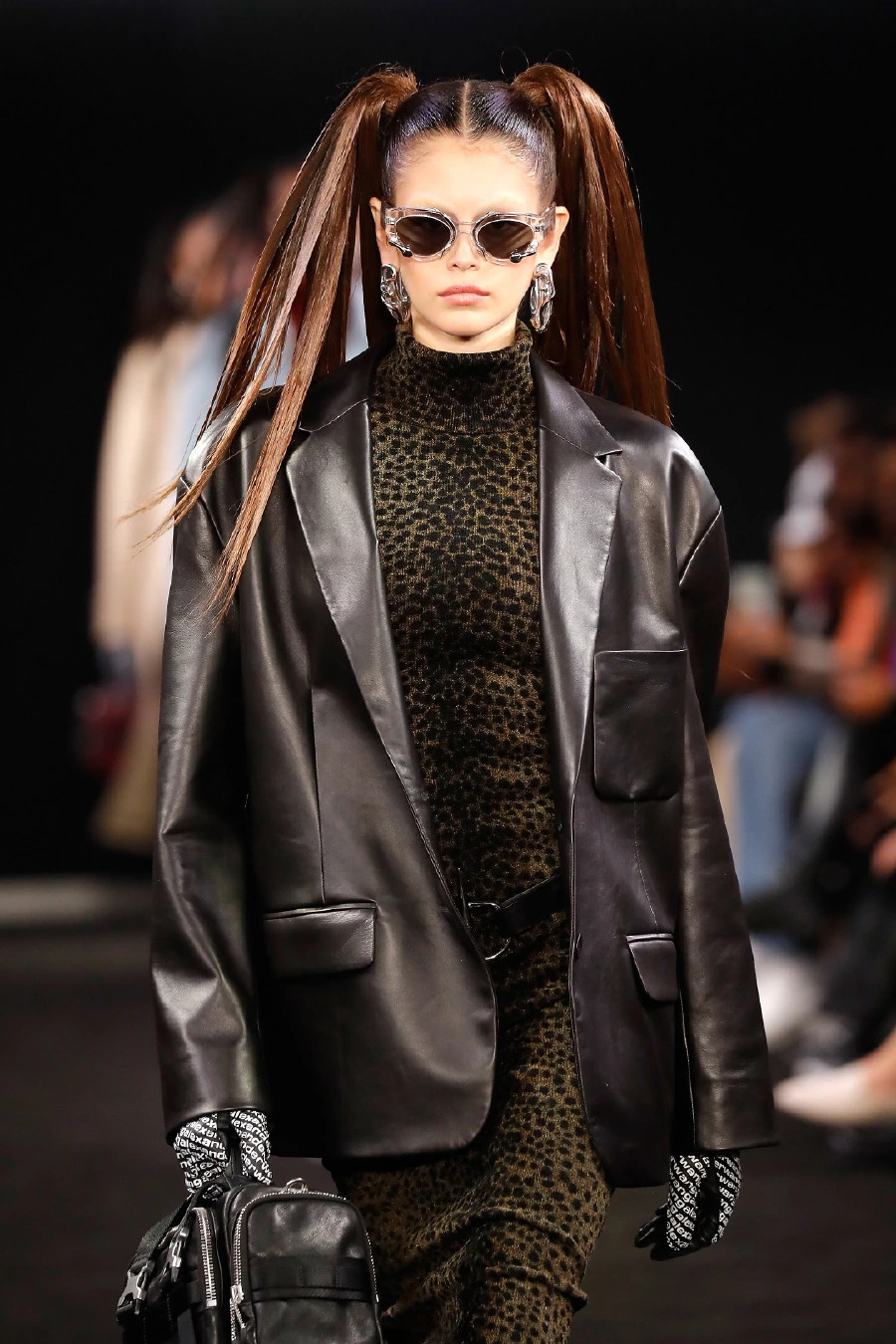 Alexander Wang'in Yüksek Moda Anime Saçları kaia gerber