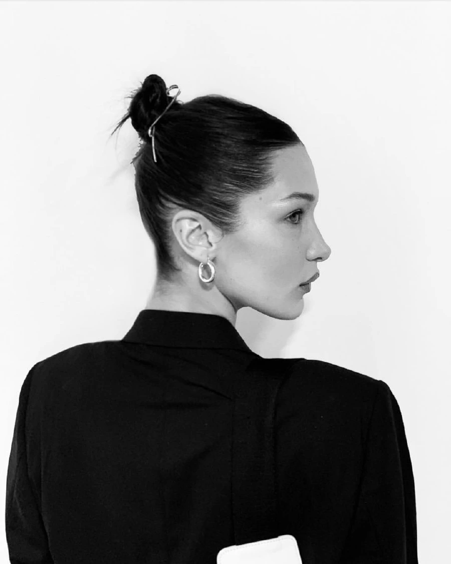 Bella Hadid'den Modern Parti Topuzu İlhamı bella hadid