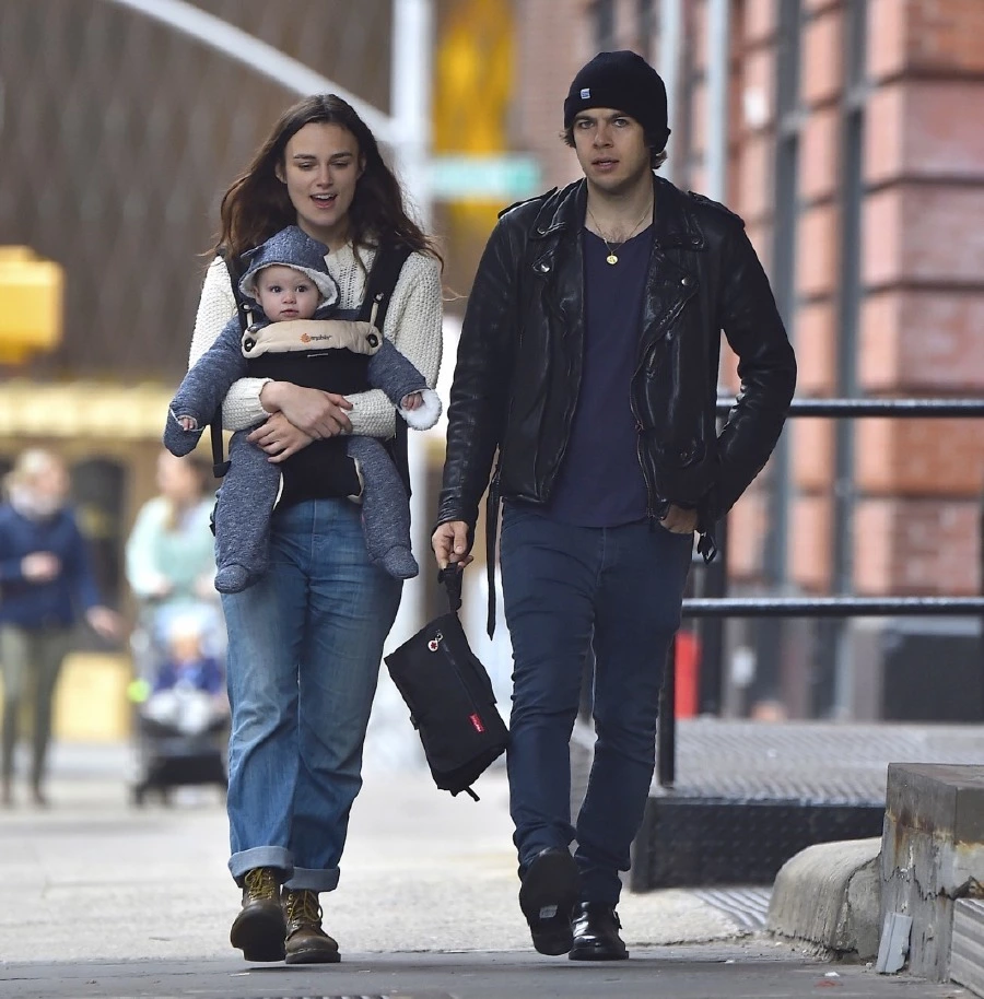 Keira Knightley: Annelik Fiziksel ve Duygusal Bir Maratondur Keira Knightley