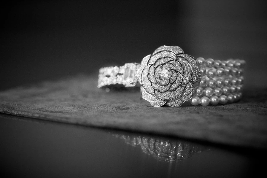 Gabrielle Chanel'in Favori Çiçeği Kamelya, Yeni Mücevher Koleksiyonunda Chanel, mücevher