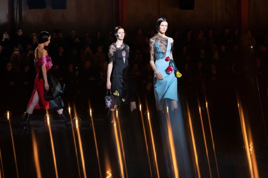 Prada'dan Romantizmin Anatomisi Prada'dan Romantizmin Anatomisi