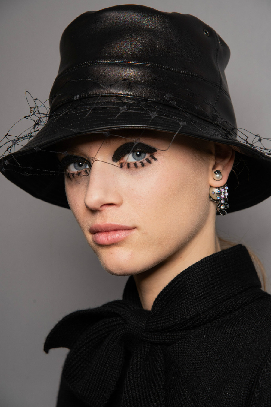 Christian Dior'un Twiggy Kirpikleri