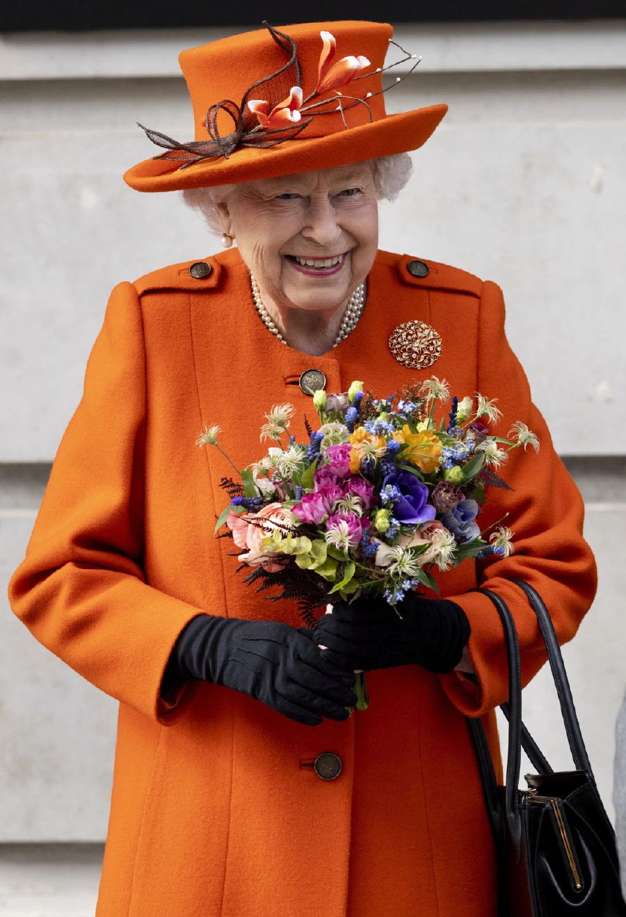 Kraliçe Elizabeth'in İlk Instagram Paylaşımı kraliçe elizabeth