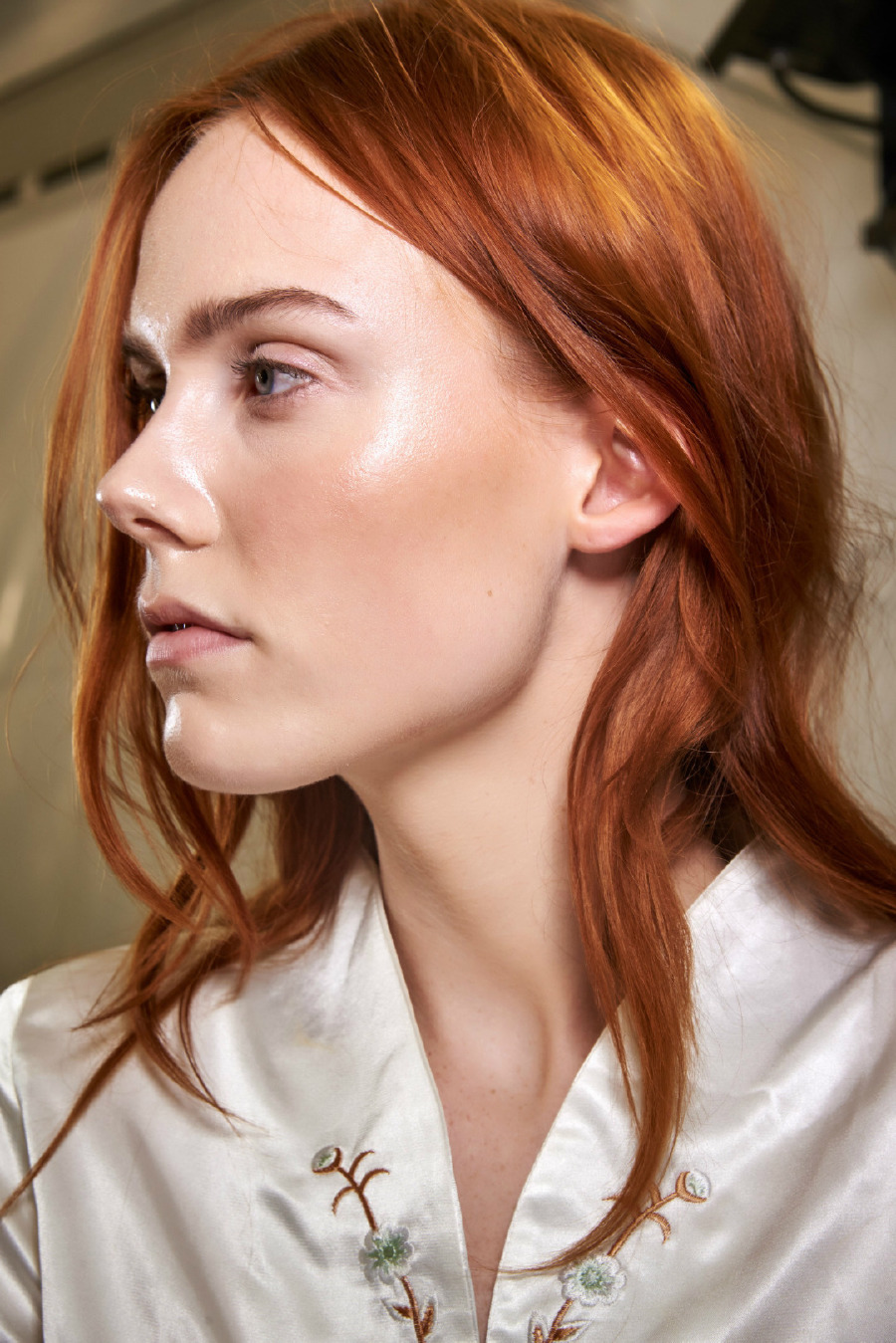 Isabel Marant'ın Ayna Parıltılı Cildi