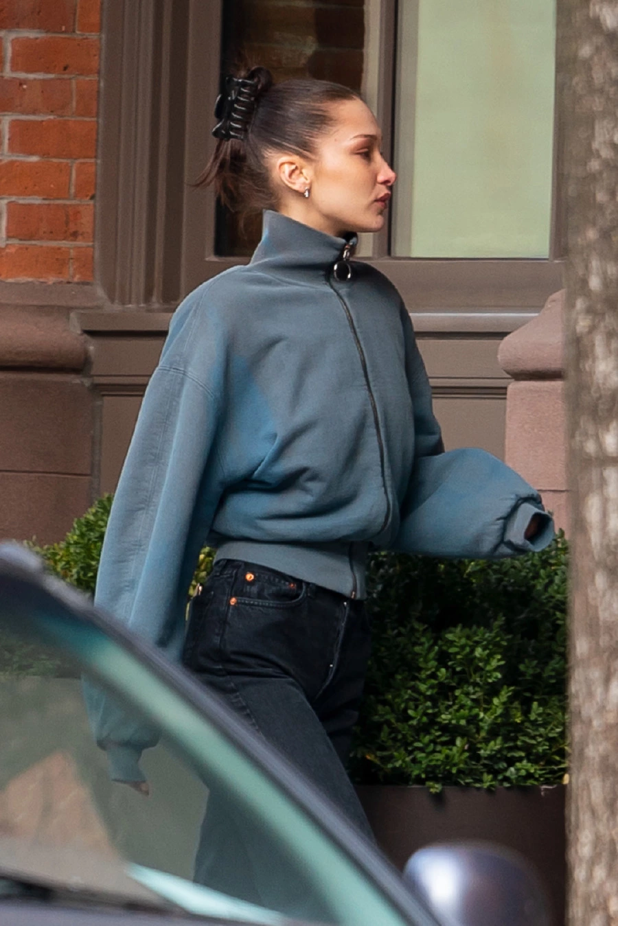 Bella Hadid’in Mandal Toka Obsesyonu bella hadid