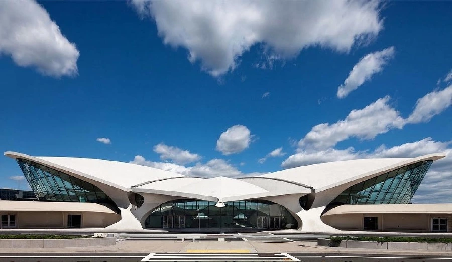 Louis Vuitton Cruise 2020 Koleksiyonu John F. Kennedy Havaalanı'ndan Kalkacak!