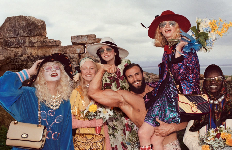 Gucci Farklılıkların Bir Arada Yaşadığı Bohem Hayatı Kutluyor!