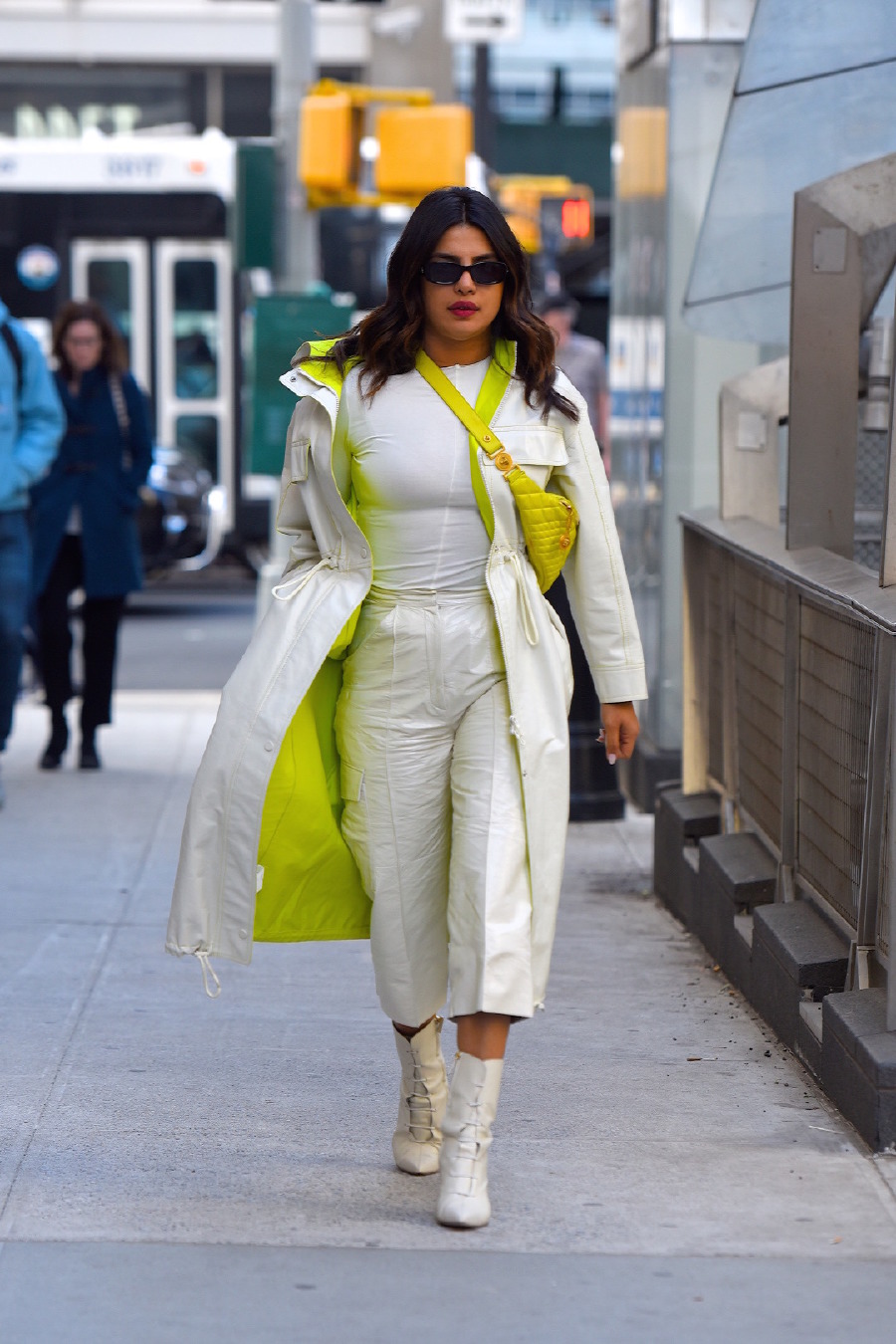 priyanka chopra, trend, ünlü stili, 2019 ilkbahar/yaz