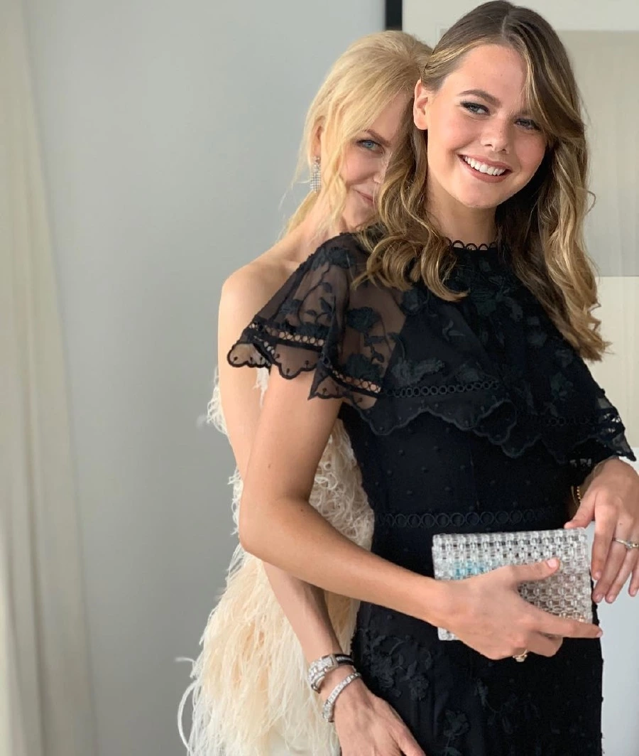 Nicole Kidman'ın Çocuklarının Akıllı Telefonları Yok, Instagram'ları da!