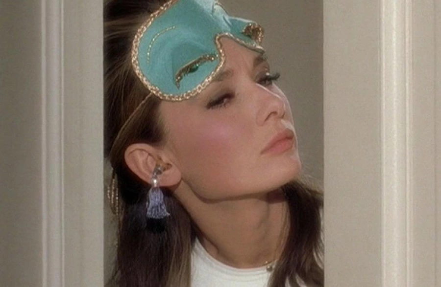 Makyajdan Yorulan Cildi Hayata Döndürme Rehberi audrey hepburn