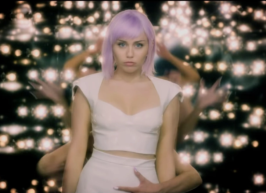 miley cyrus black mirror