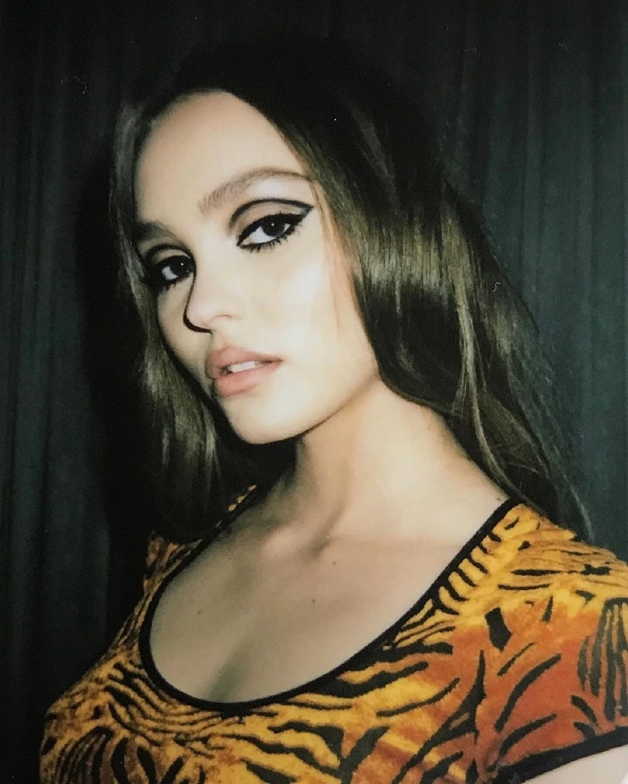 lily-rose depp
