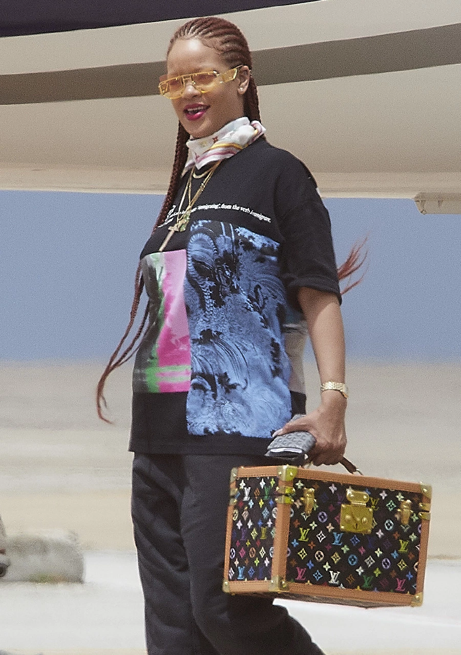 Kafası Karışık Bir Rihanna, Mümkün! rihanna, trend, sokak stli
