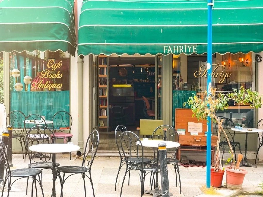 İstanbul'un En Keyifli 5 Kitap Kafesi Fahriye Cafe