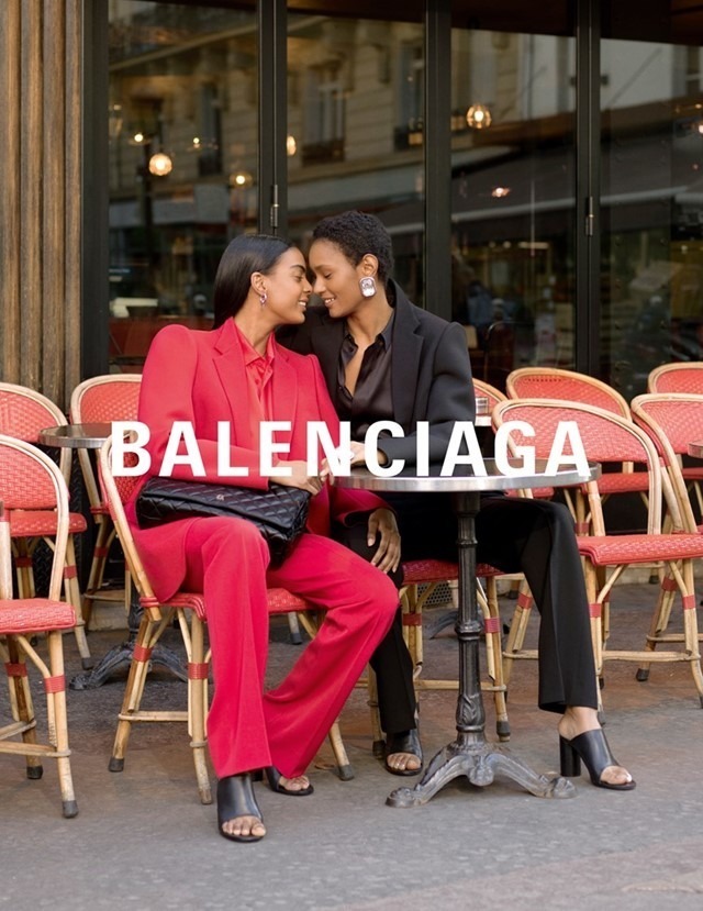 Paris’te Balenciaga Başkadır