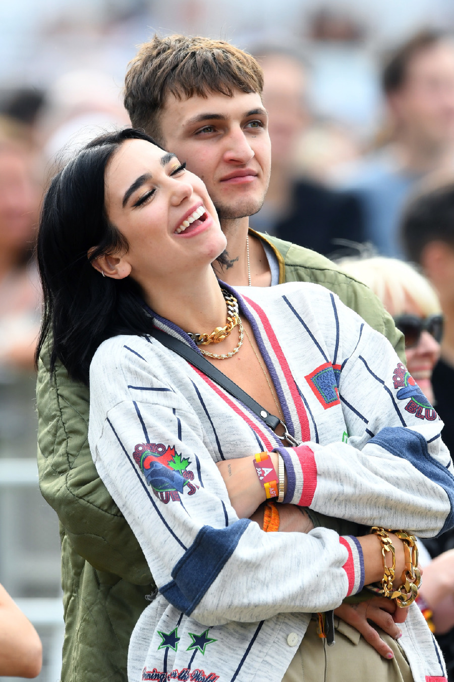 Dua Lipa ve Anwar Hadid Aşkı Artık Instagram Onaylı!