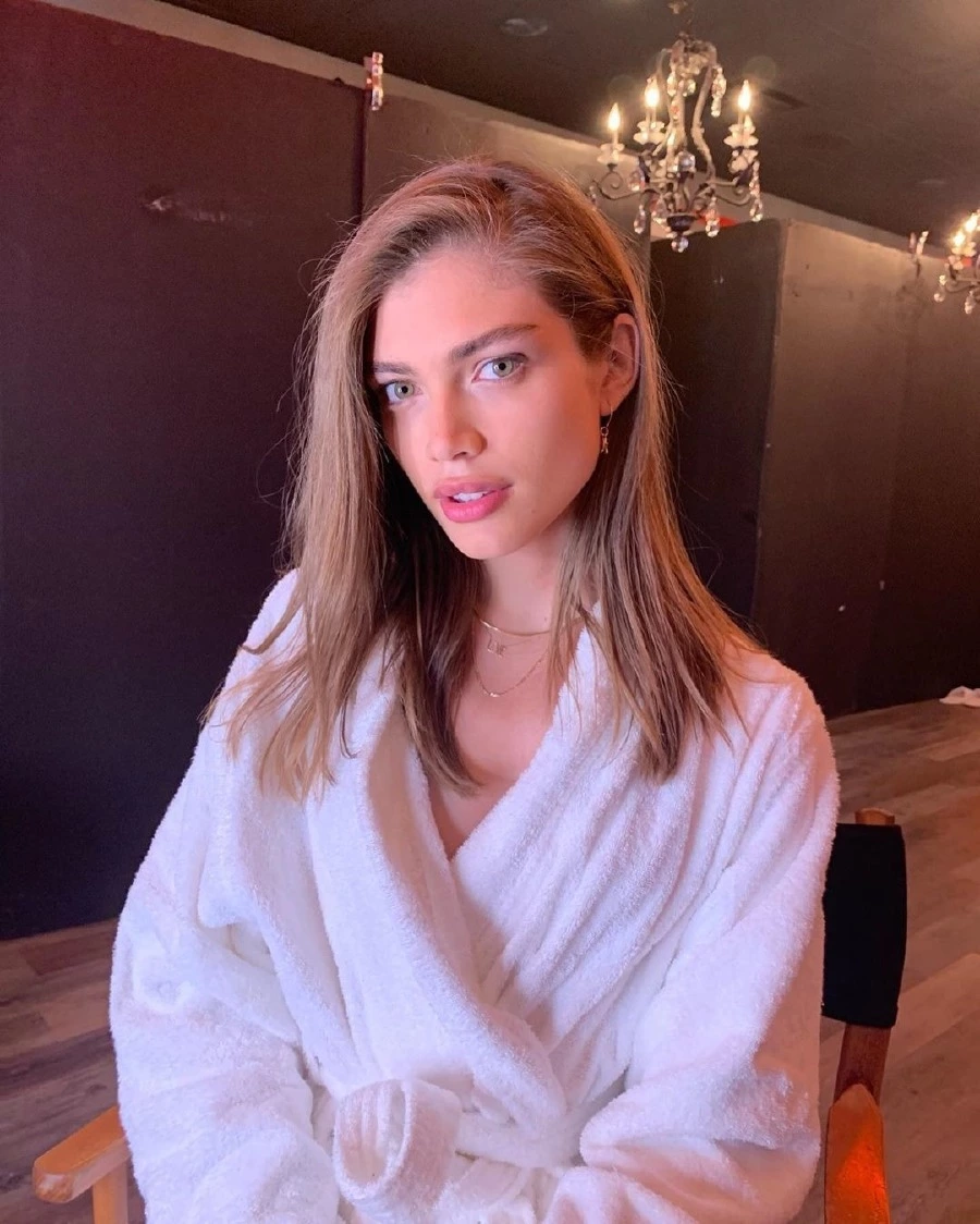 valentina sampaio