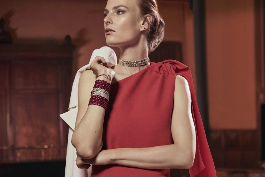 Sade ve Görkemli: Swarovski Power Collection swarovski