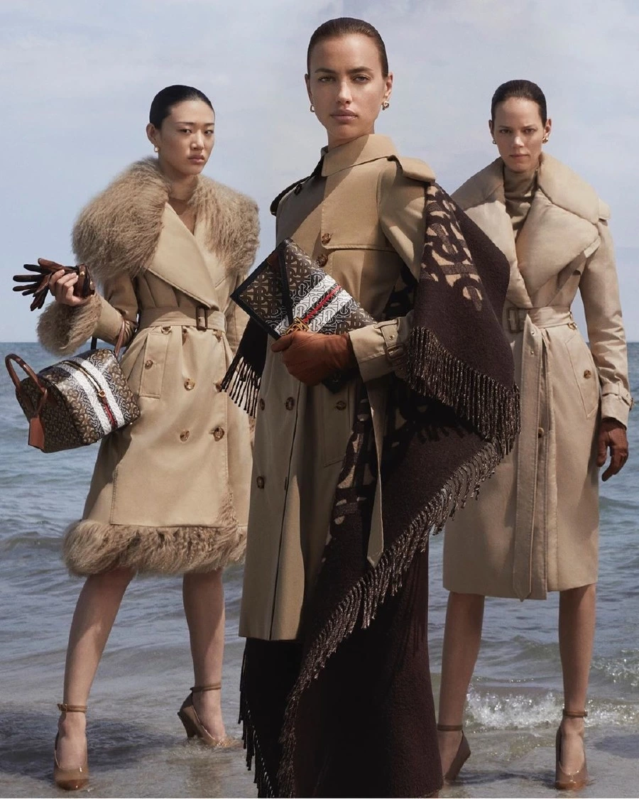 Irina Shayk ve Gigi Hadid Burberry Kampanyasında