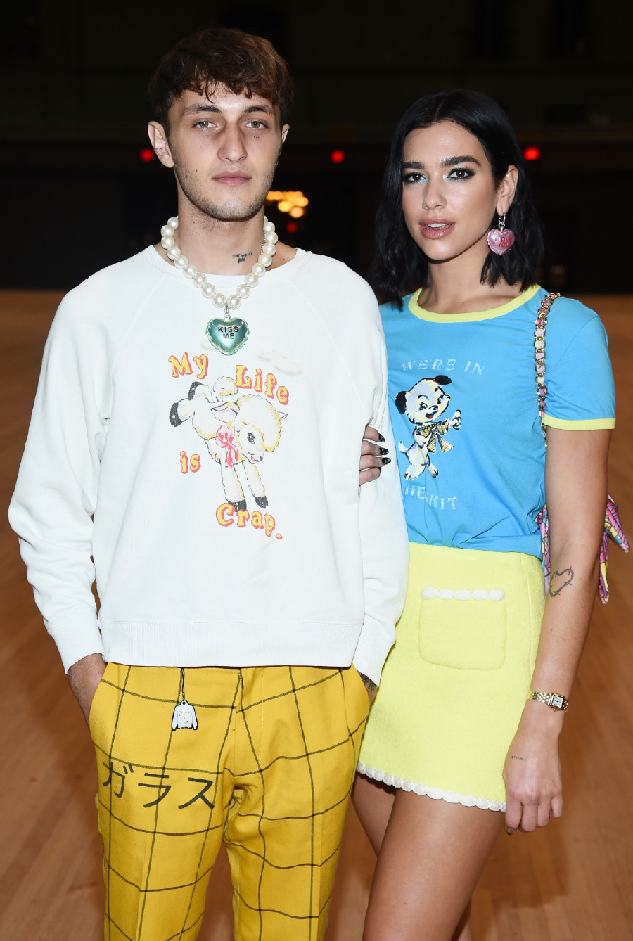 Dua Lipa ve Anwar Hadid'ten Mesaj Var!