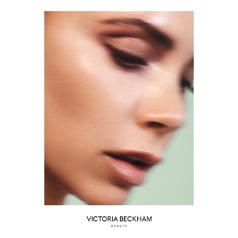 Victoria Beckham'dan Nude Dudakların Sırrı victoria beckham