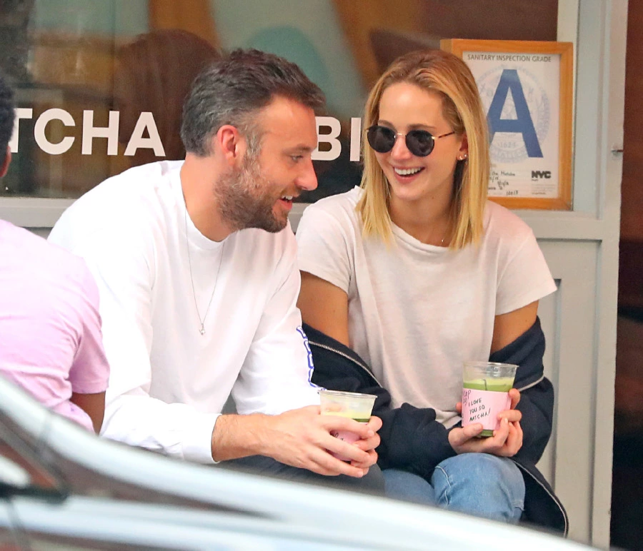 Jennifer Lawrence ve Cooke Maroney Evlendi! Jennifer Lawrence ve Cooke Maroney Evlendi!