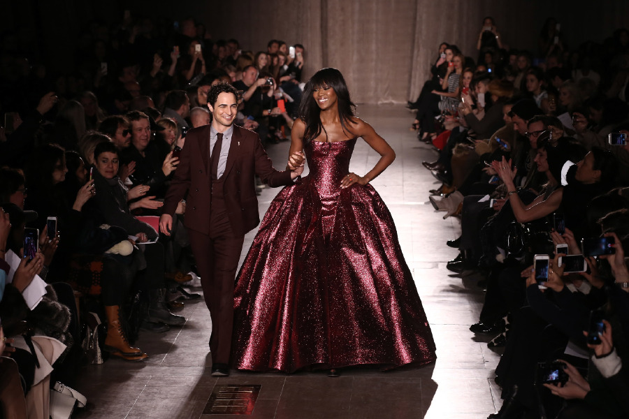 Zac Posen'ın Markasını Kapatması Yüksek Moda için Ne İfade Ediyor?