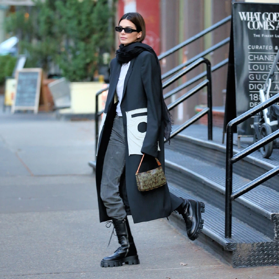 Rihanna'dan Sonra Vintage Louis Vuitton'un Yeni Sahibi Kendall Jenner kendall,jenner,louis, Vuitton