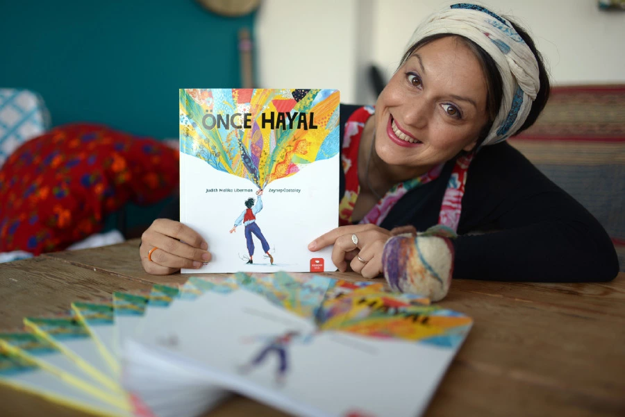Judith Malika Liberman'dan Minik Hayalperestlere Masallar Judith Malika Liberman'dan Minik Hayalperestlere Masallar