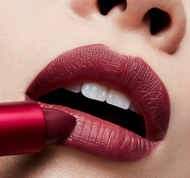 MAC Viva Glam'den Covid-19'a Karşı 10 Milyon Dolarlık Bağış