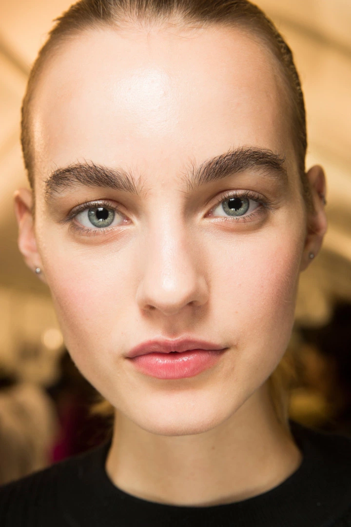 Kaşlar Sabit: Favori 10 Kaş Maskarası brow mascara