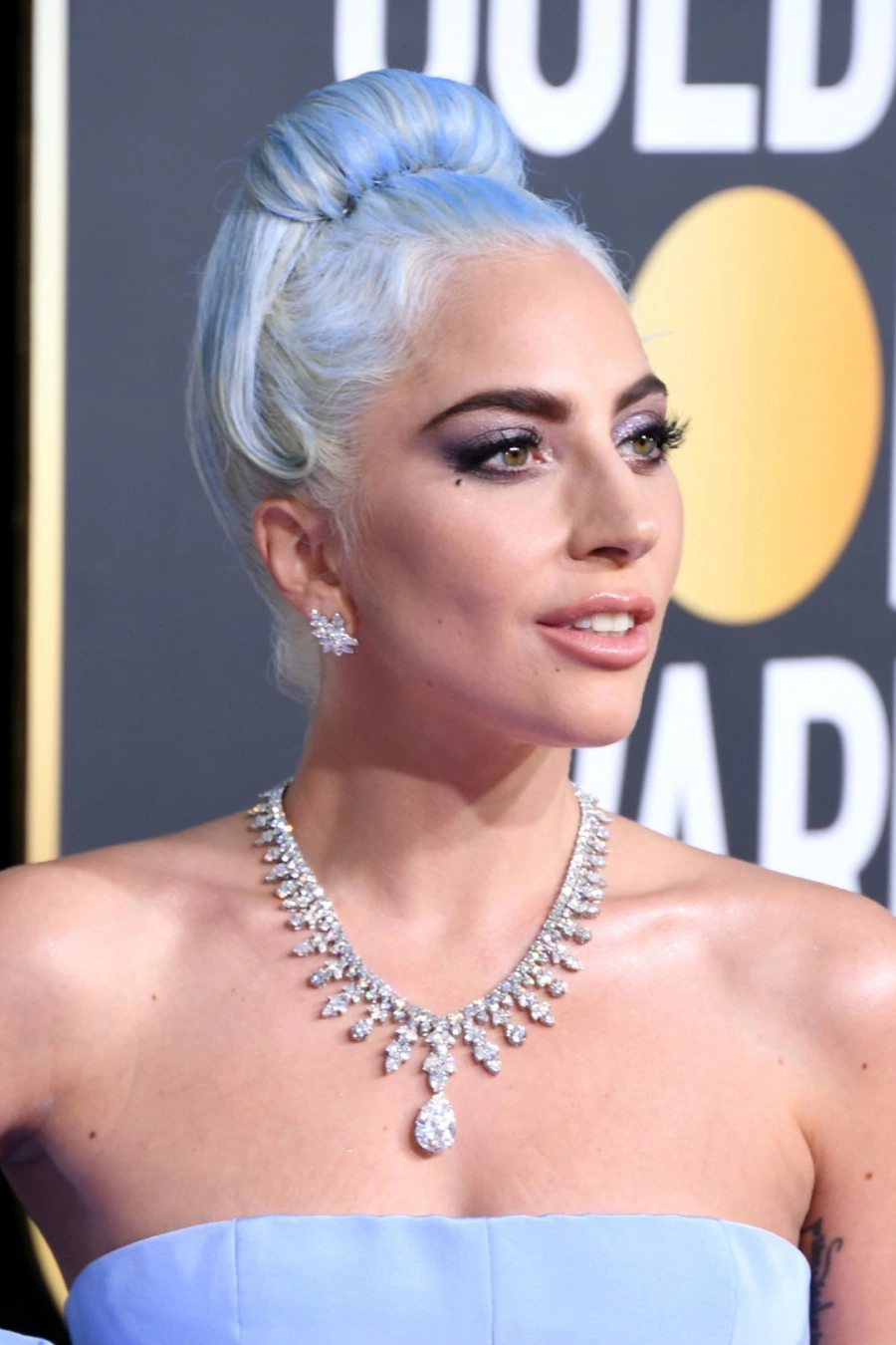 Lady Gaga'dan Yaza Özel Saç Rengi Lady Gaga'dan Yaza Özel Saç Rengi