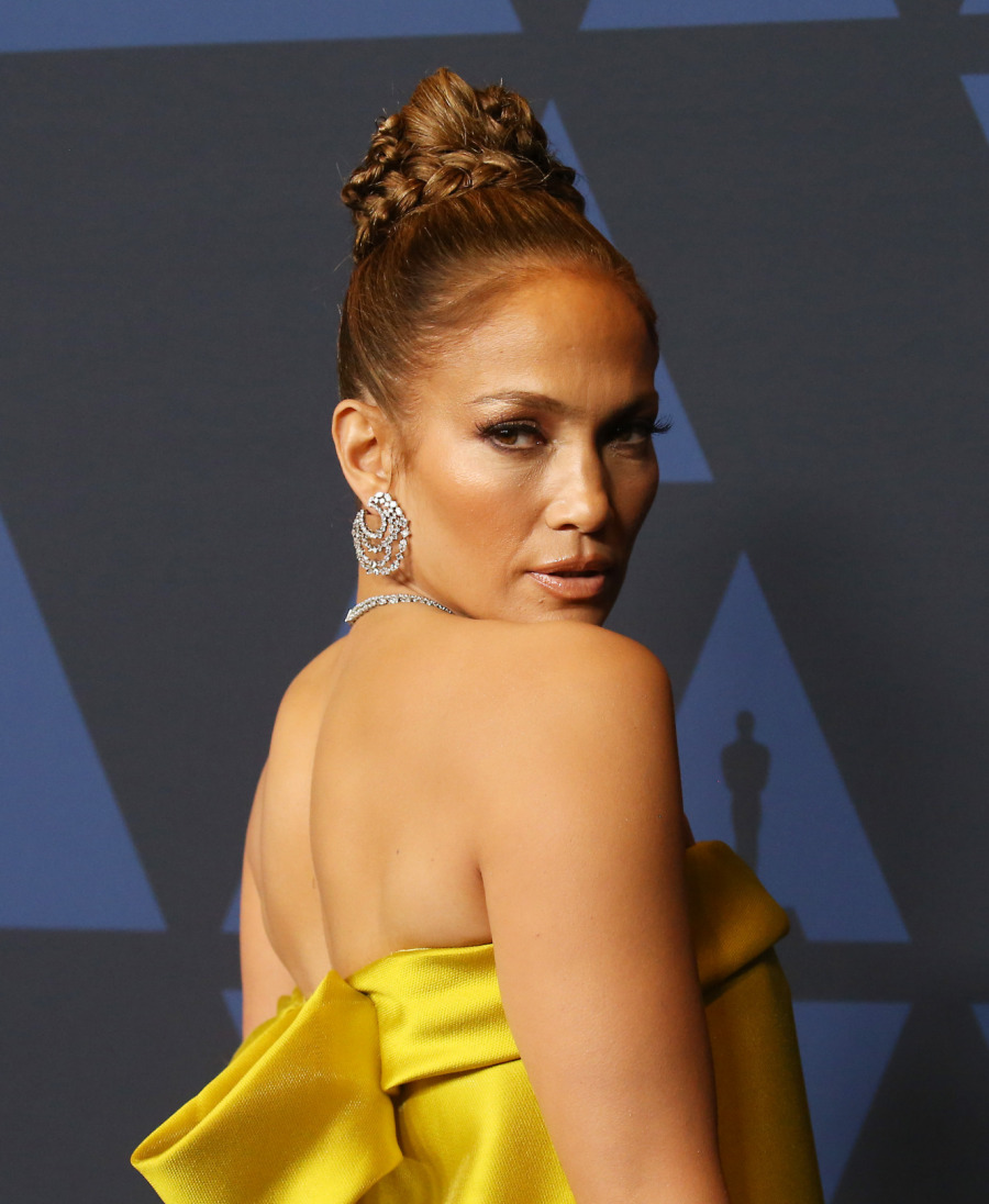 Jennifer Lopez'in Dekoratif Örgüleri