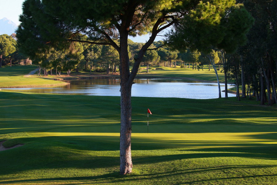 Doğa İçinde İzole Bir Tatil: Titanic Deluxe Golf Belek