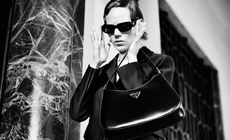 Sinematik Bir Dünya: Prada Holiday 2020 Sinematik Bir Dünya: Prada Holiday 2020