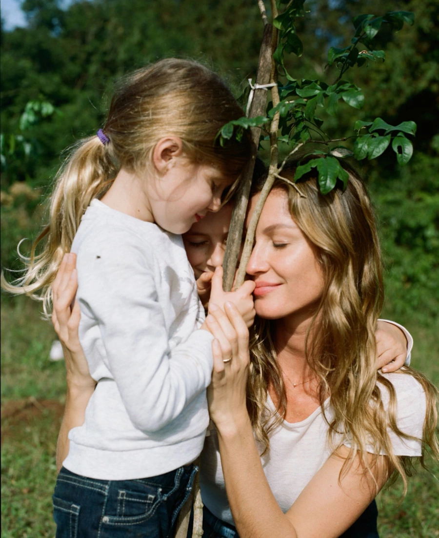 Gisele Bündchen İklim Krizi Tehlikesine Dikkat Çekiyor Gisele Bündchen İklim Krizi Tehlikesine Dikkat Çekiyor