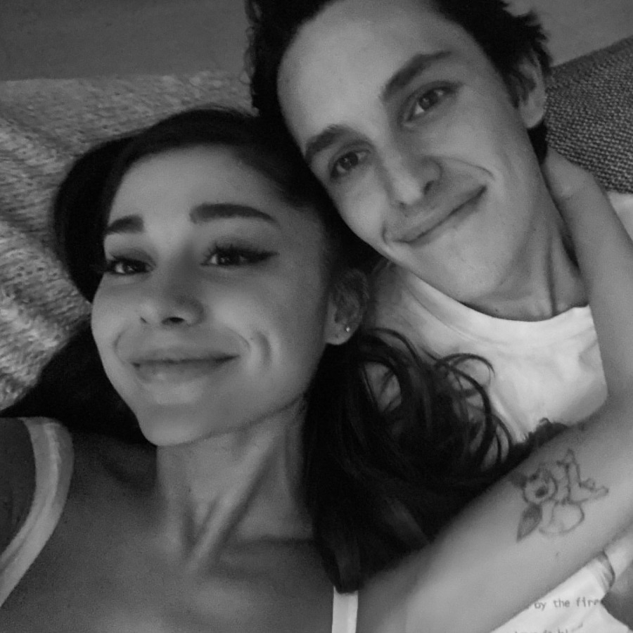 Ariana Grande ve Dalton Gomez'in Aşk Kronolojisi