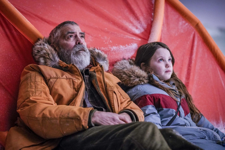 George Clooney, The Midnight Sky’ı Anlatıyor midnight star
