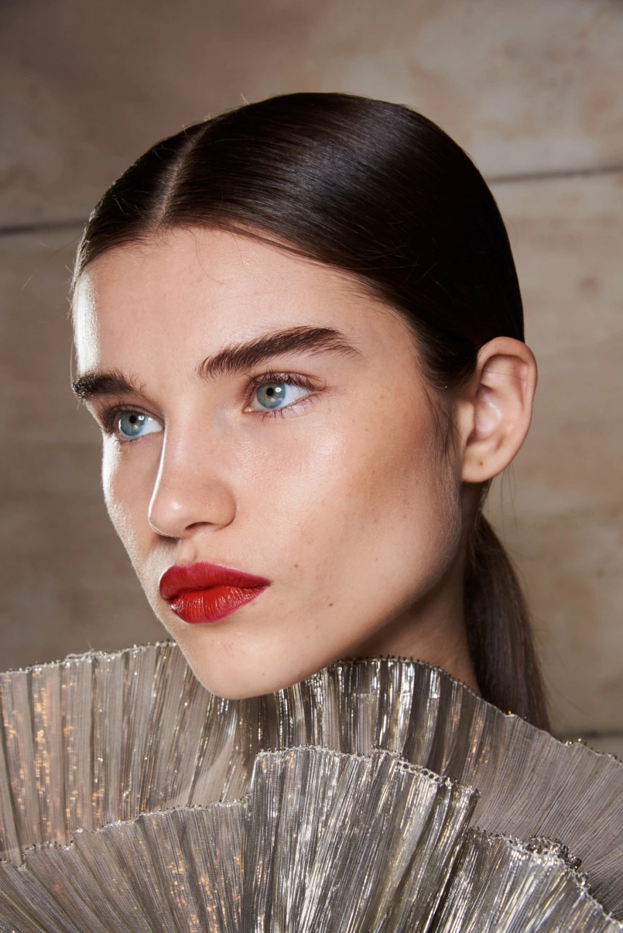 Gür ve Doğal: Microblading Etkili 10 Kaş Kalemi Gür ve Doğal: Microblading Etkili 10 Kaş Kalemi
