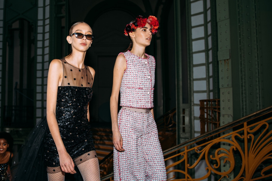 Chanel'in 2021 İlkbahar/Yaz Couture Şovunun Perde Arkası