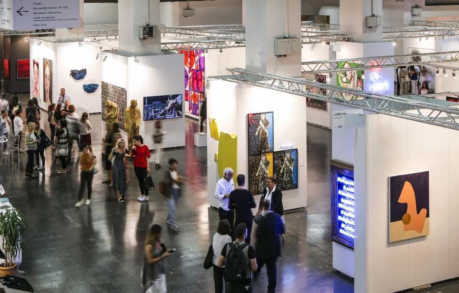 Contemporary Istanbul 15. Kez Sanatseverlerle Buluşmaya Hazırlanıyor Contemporary Istanbul 15. Kez Sanatseverlerle Buluşmaya Hazırlanıyor