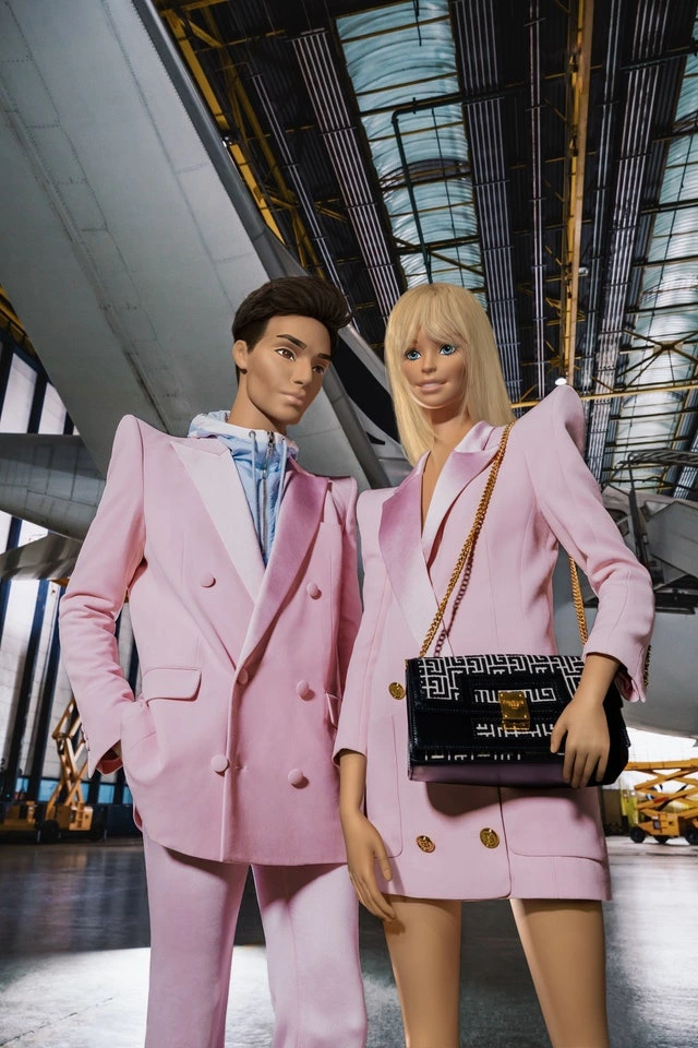 Balmain'in Yeni Yıldızı: Barbie Balmain'in Yeni Yıldızı: Barbie